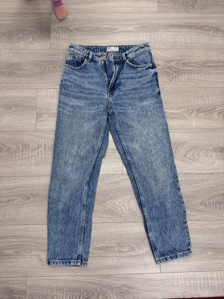 Джинсы Bershka