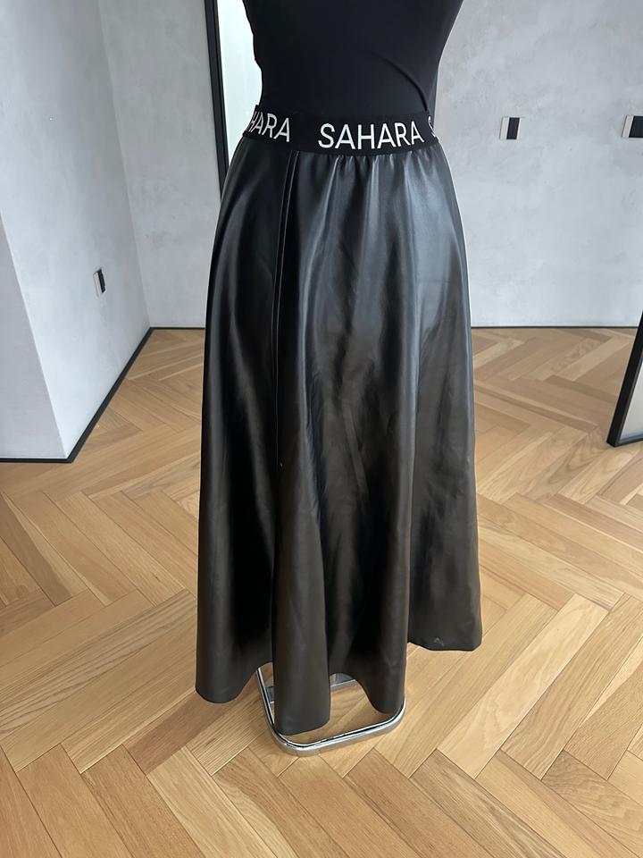 Sahara Club Юбка из экокожи макси черная