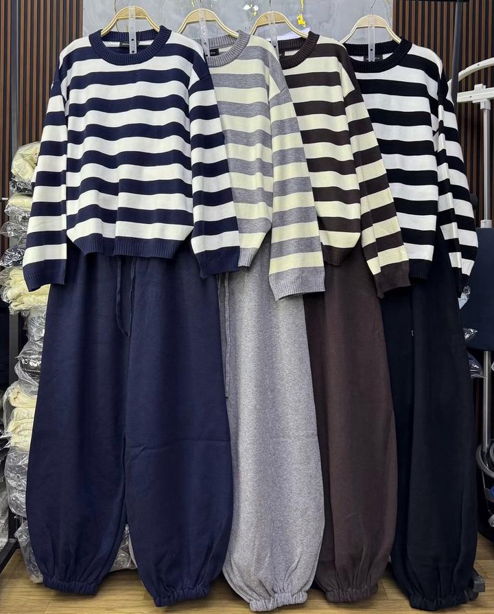 Zara Женский костюм свитер и брюки