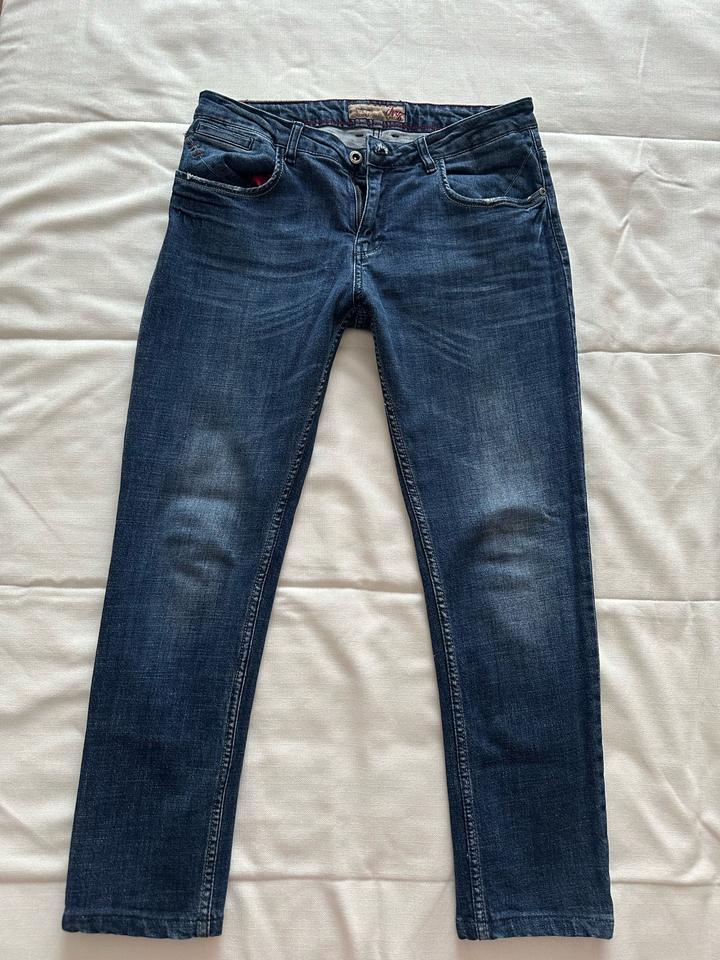 Нет бренда