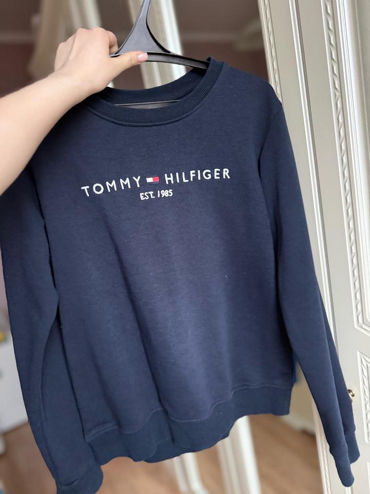 Tommy Hilfiger
