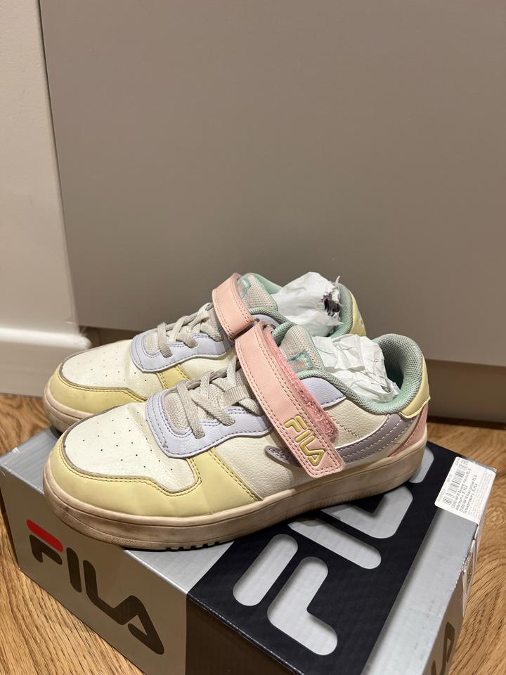 FILA