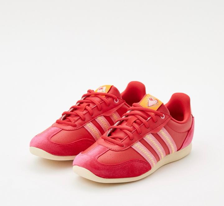 Кроссовки adidas