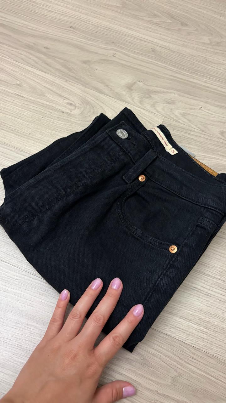 Levi's