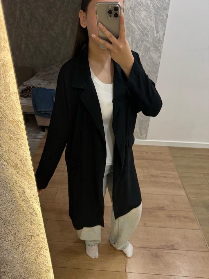 Плащ next