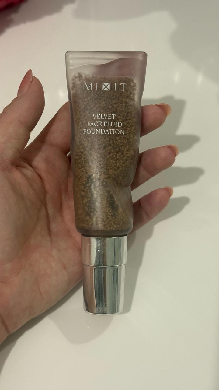 Тональный флюид MIXIT Velvet Face Fluid Foundation 02