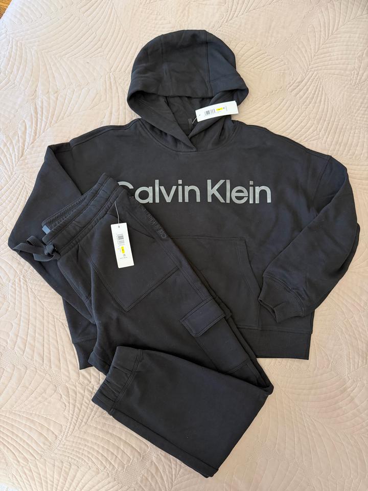 Спортивный костюм Calvin Klein
