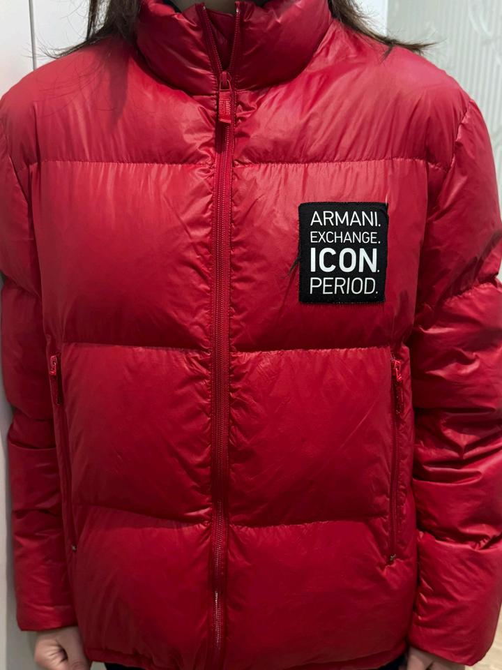 Красная куртка ARMANI EXCHANGE