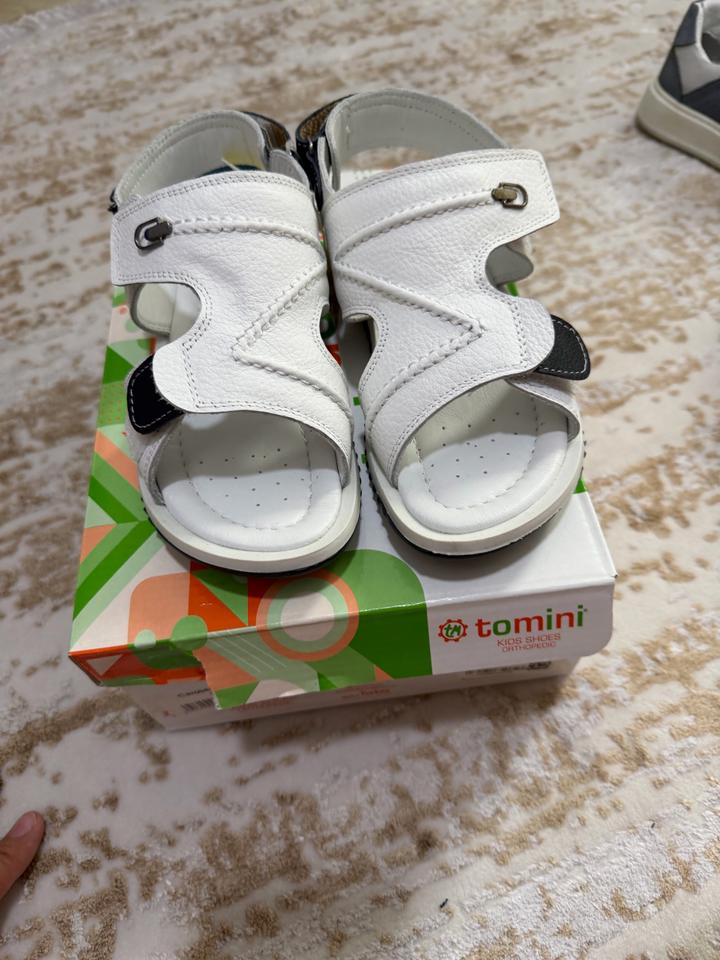 tomini