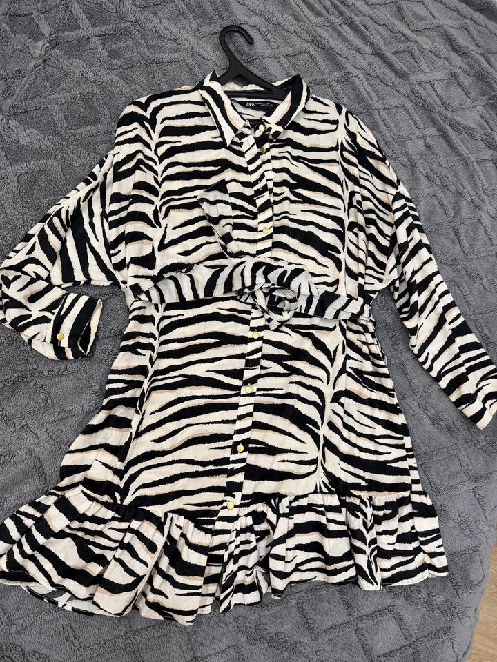 Зебра платье Zara
