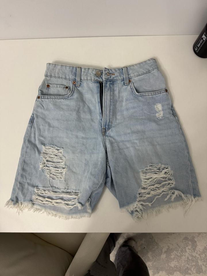 H&M