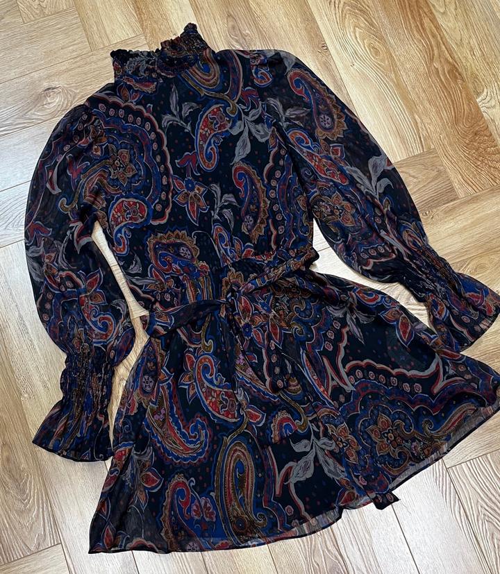 Платье Zara с узорами пейсли