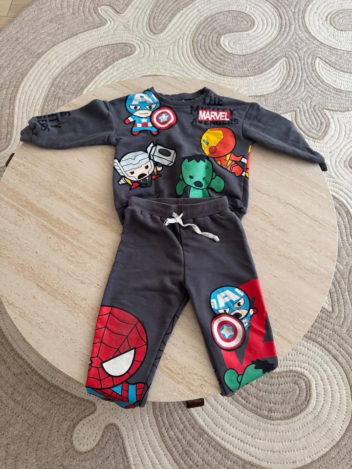 Спортивный костюм Zara Marvel