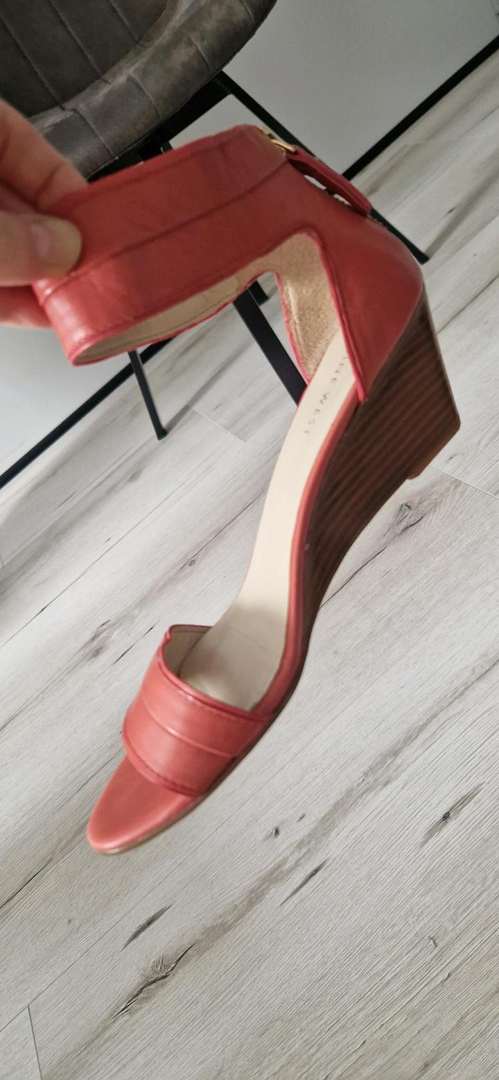 Nine West