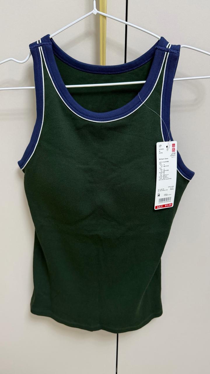 Майка Uniqlo с бра