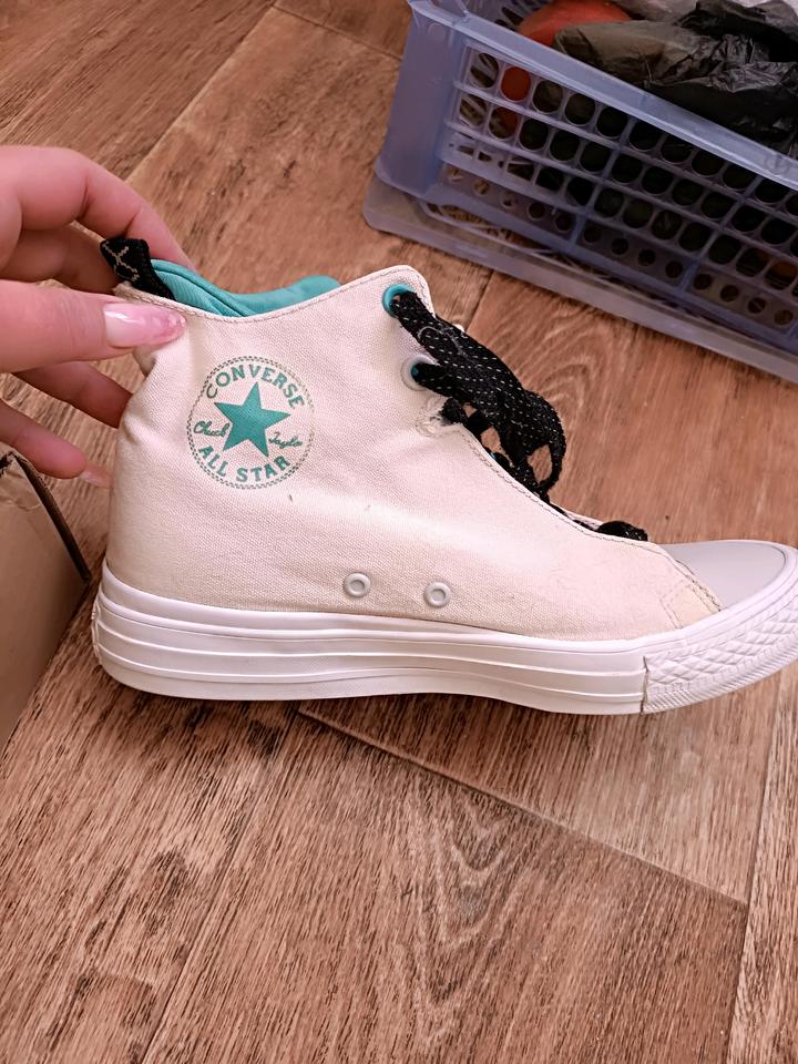 Converse