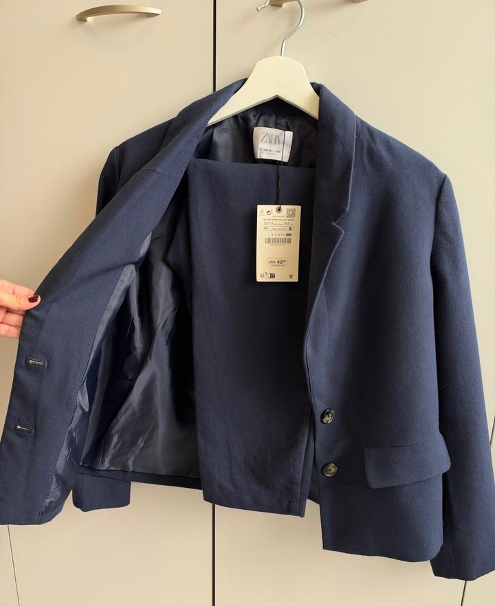 Школьный костюм Zara НОВЫЙ