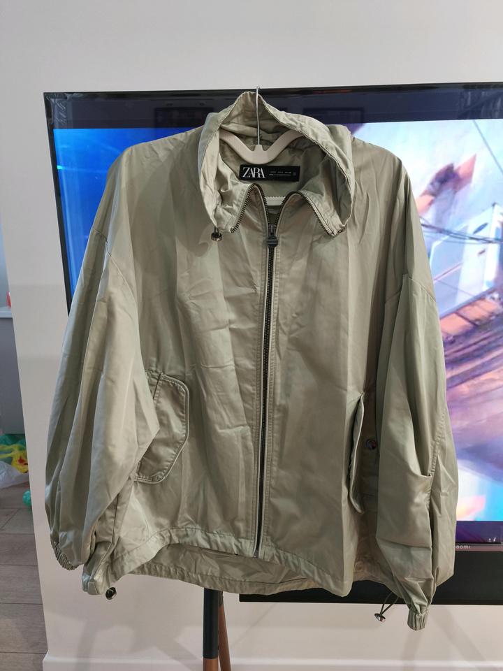 Курточка Zara