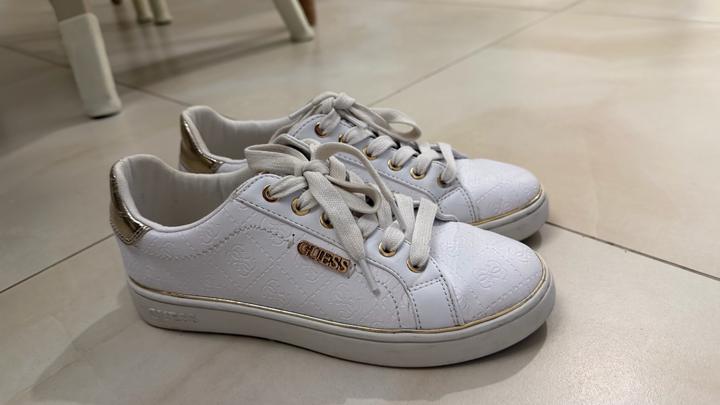 GUESS