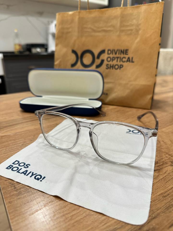 Стильные прозрачные очки (оправа) Dos Optical — идеальное состояние