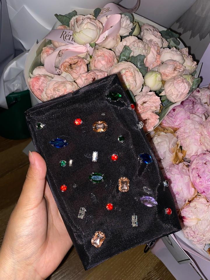 Клатч со стразами