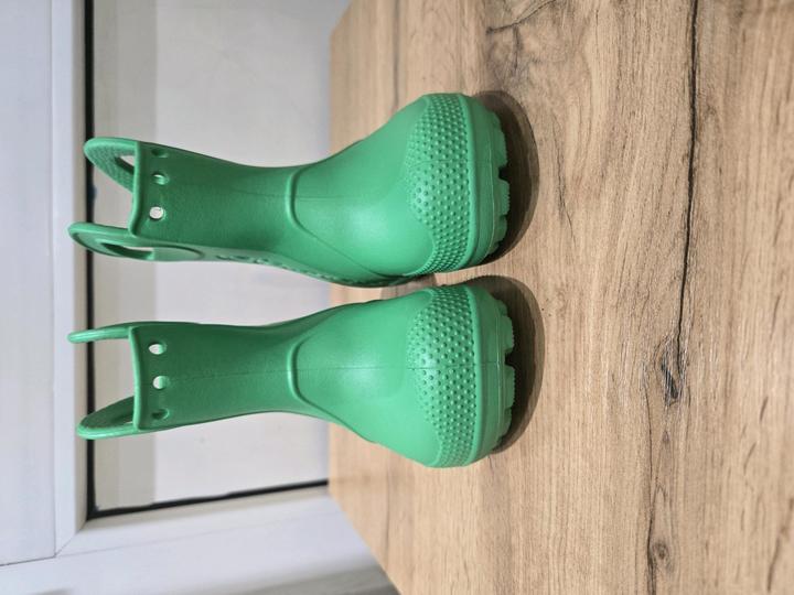 Crocs
