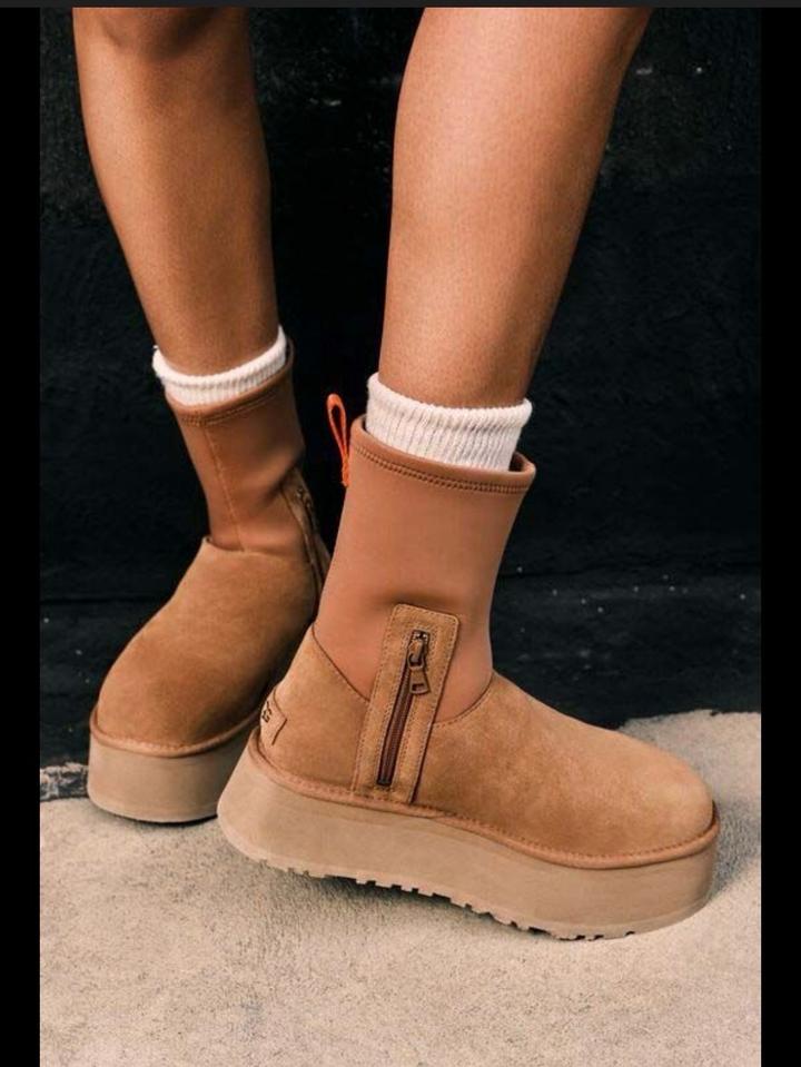 UGG