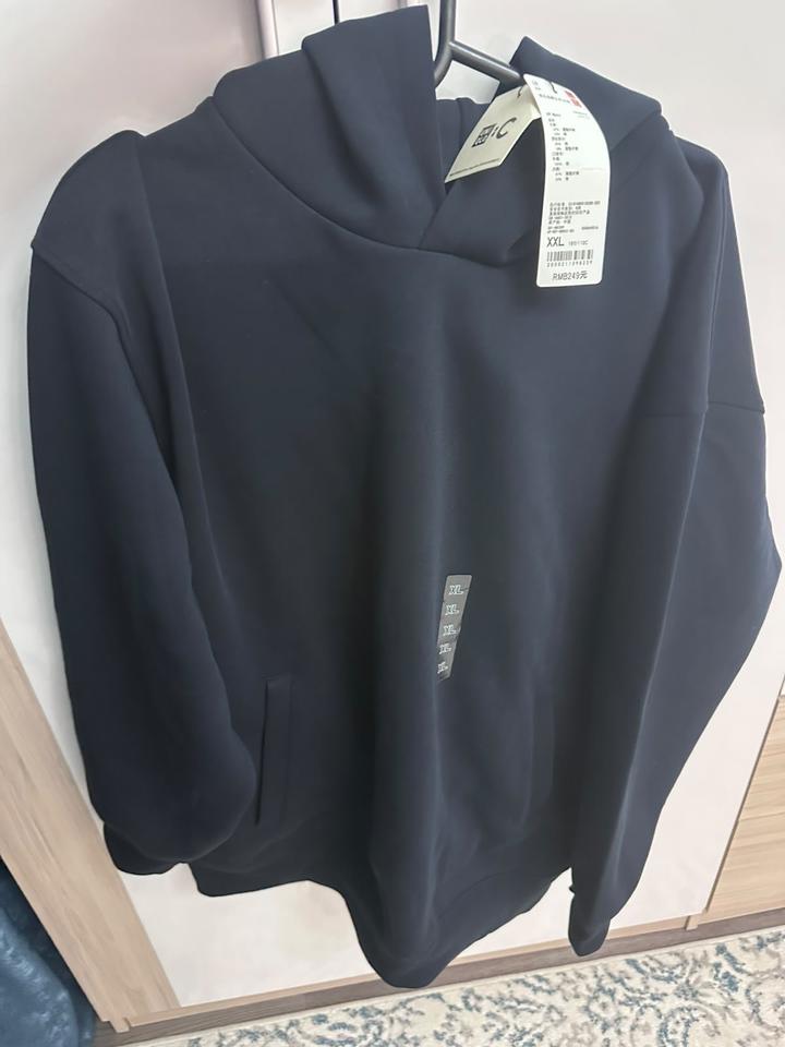 Худи Uniqlo
