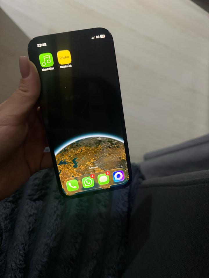 Apple iPhone 12