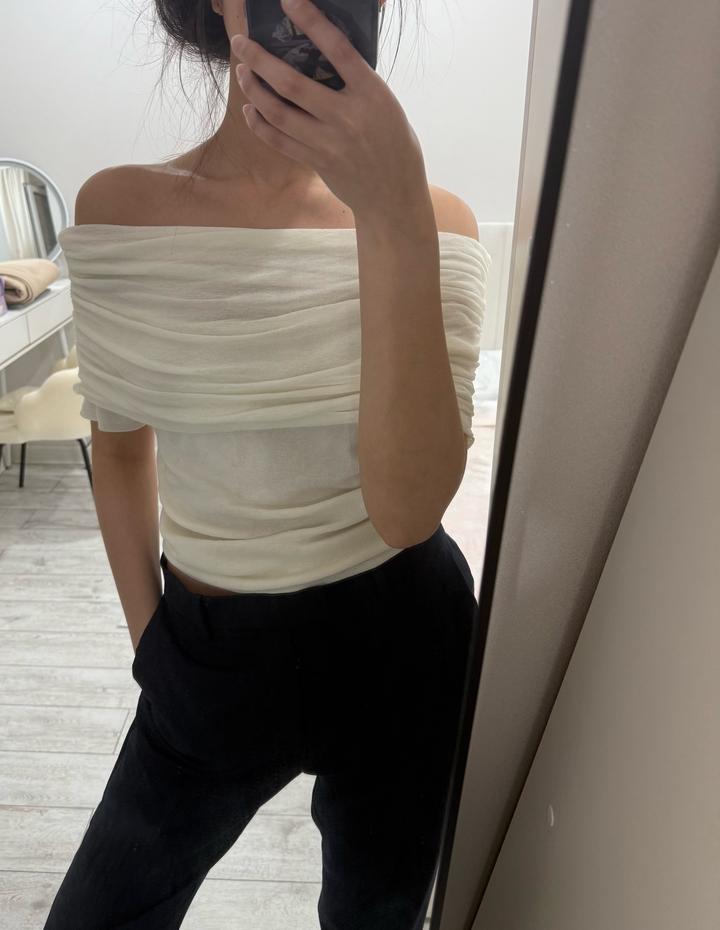 Топ ZARA с открытыми плечами