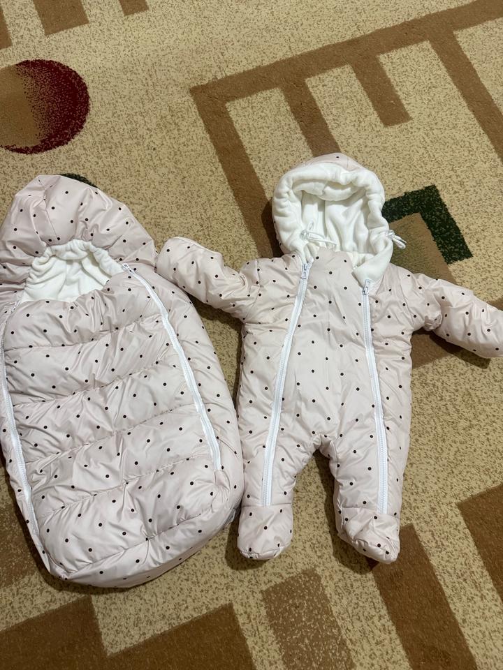 Босоножки на каблуке со стразами