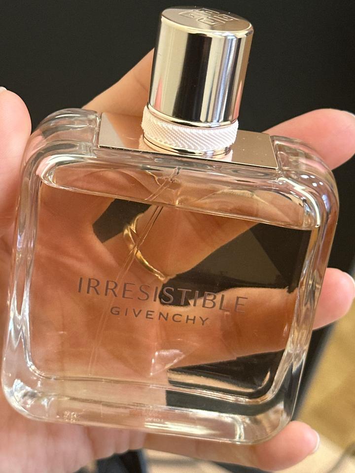 Irresistible Givenchy парфюмерная вода