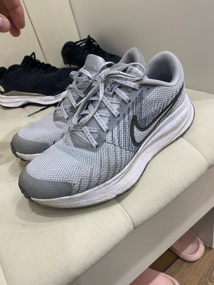 Nike
