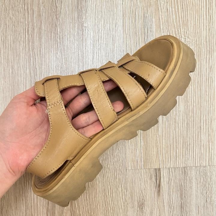 Нет бренда