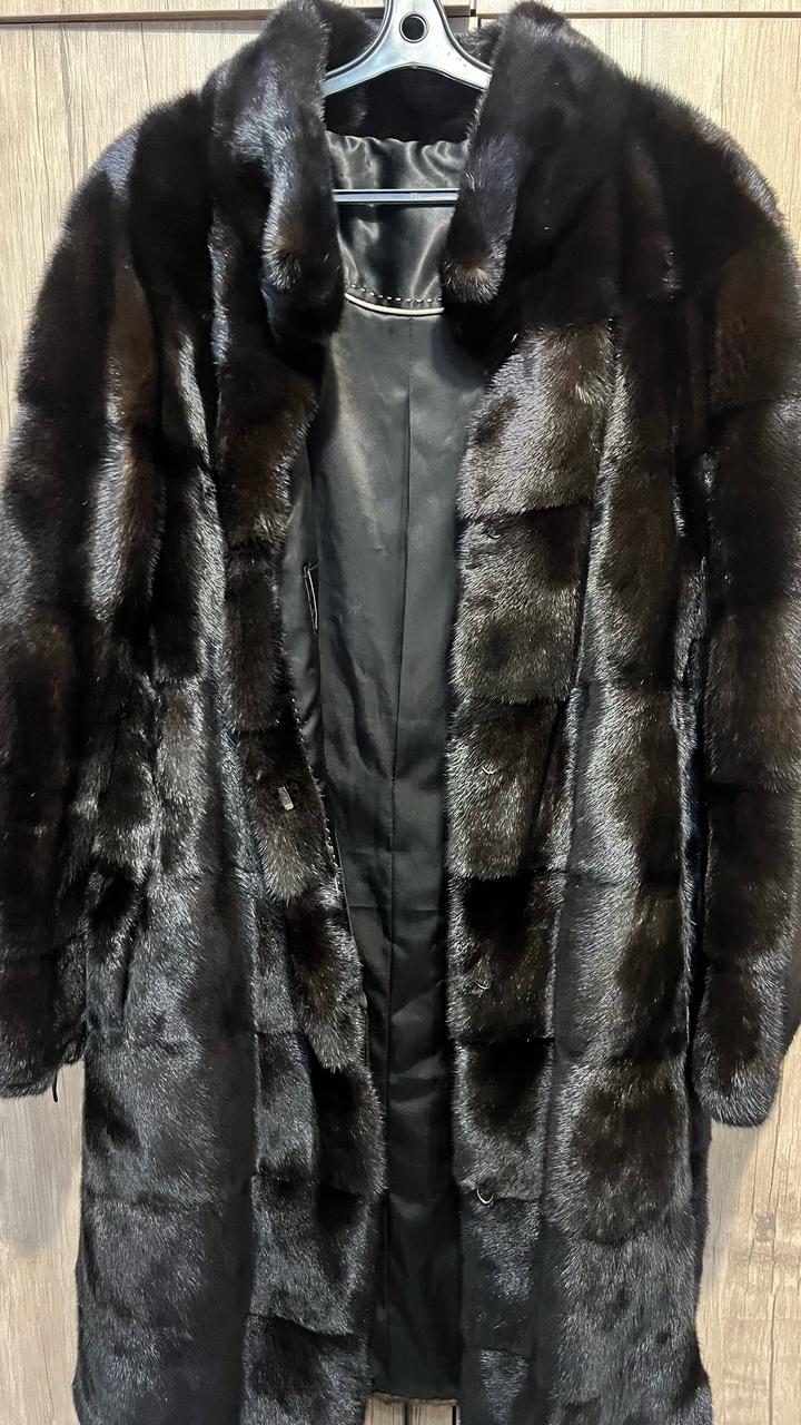 iviris furs specialist
