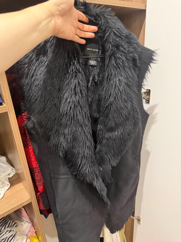DKNY