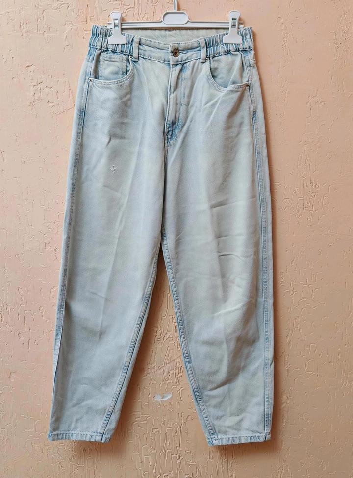 Bershka Джинсы бананы