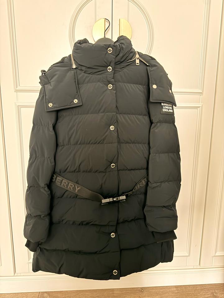 Burberry Куртка чёрная