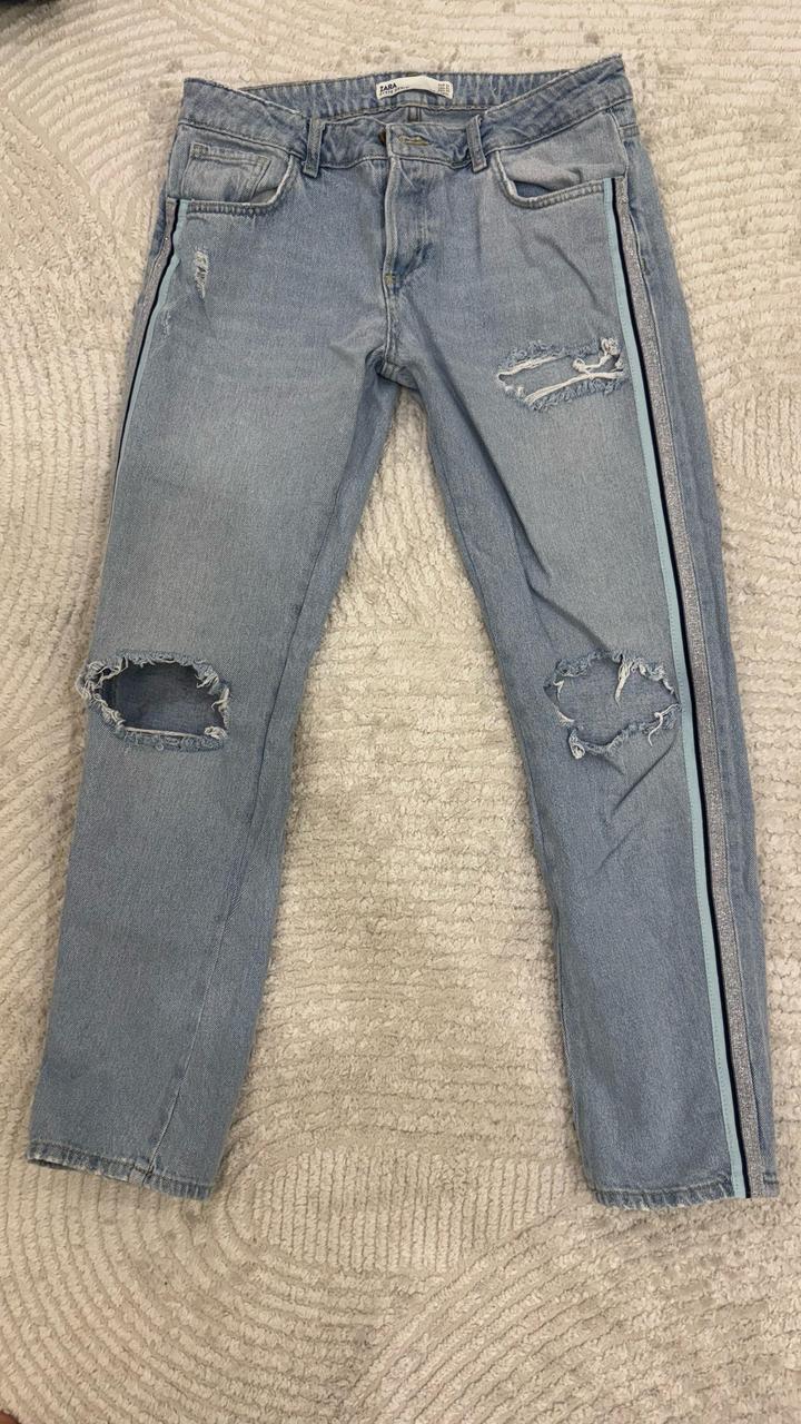 Джинсы Zara