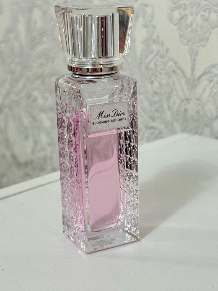 Парфюмерная вода Miss Dior Blooming Bouquet шариковый 20 мл