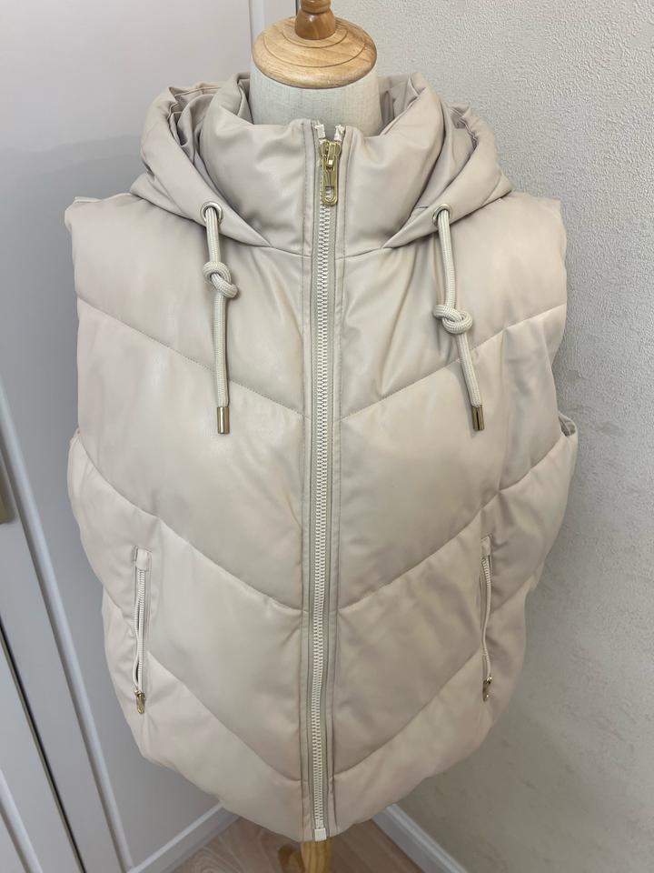 Жилетка ZARA