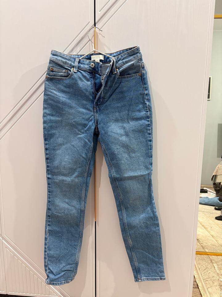 H&M