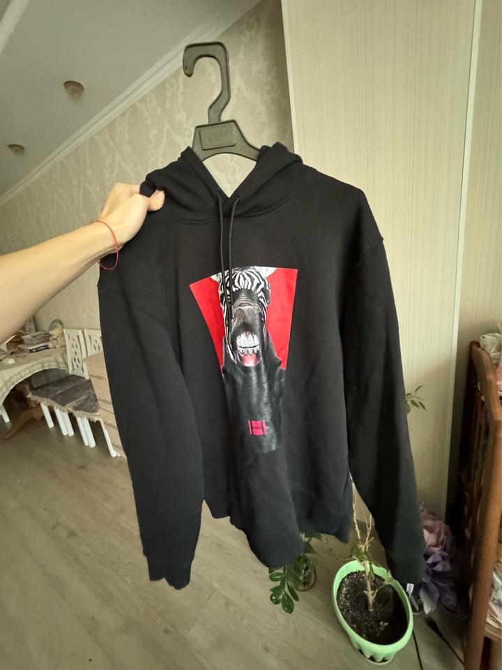 Худи HUGO