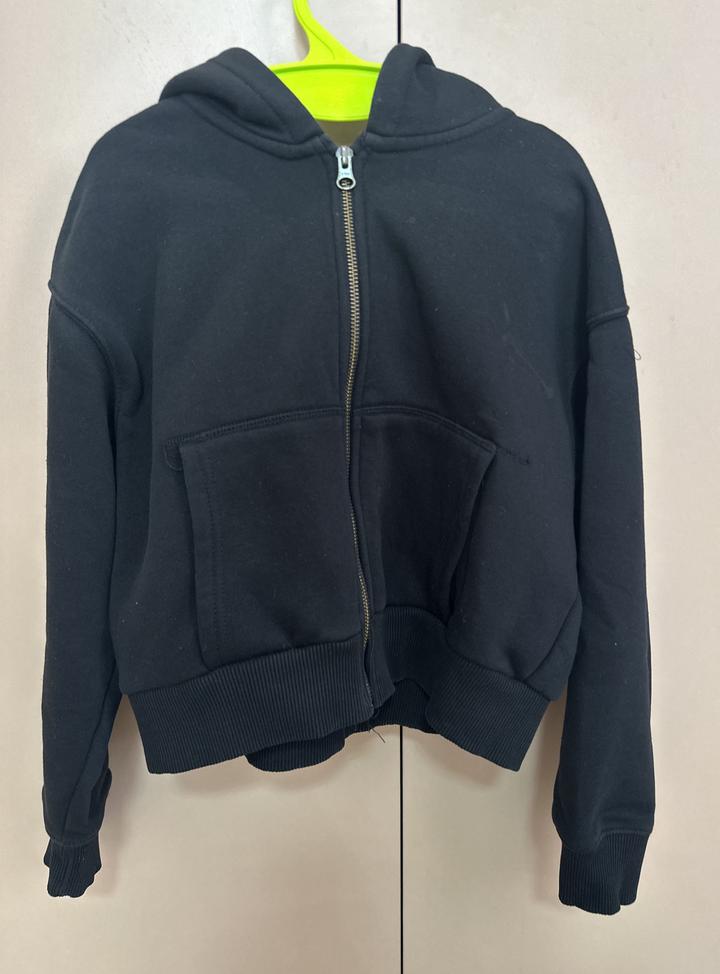 Утепленный бомбер ZARA