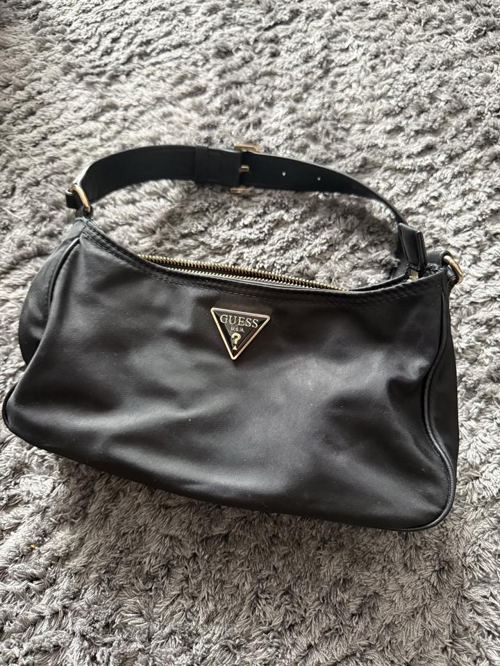 GUESS