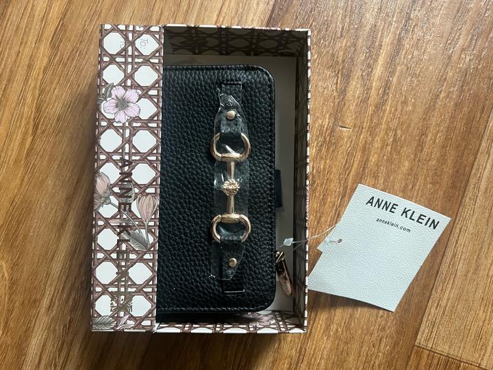Кошелек Anne Klein