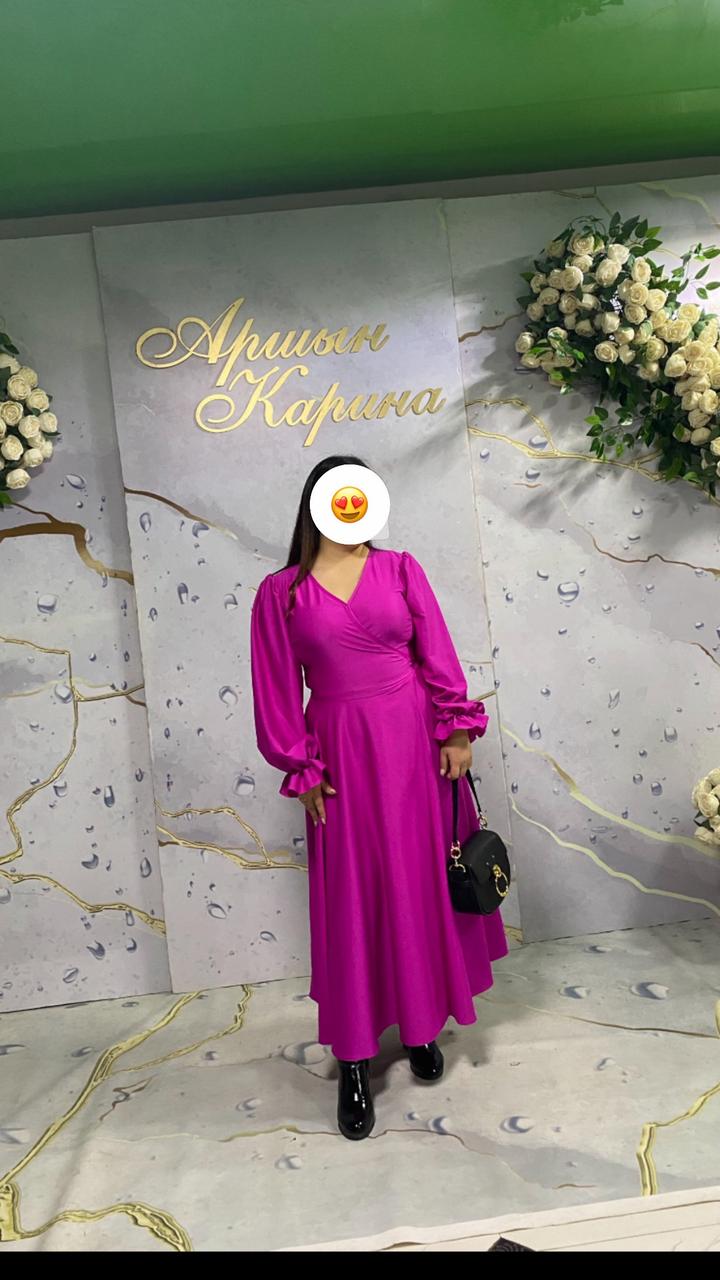 Платье на запах миди