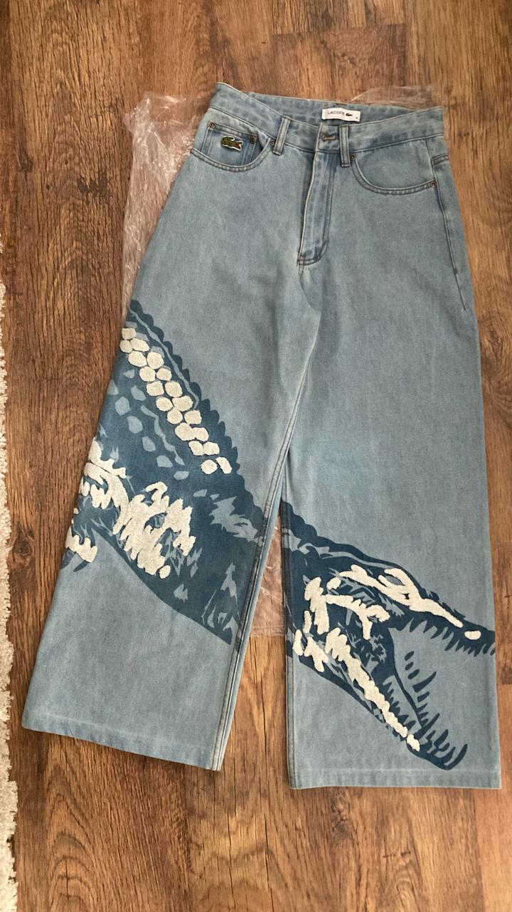Джинсы Lacoste