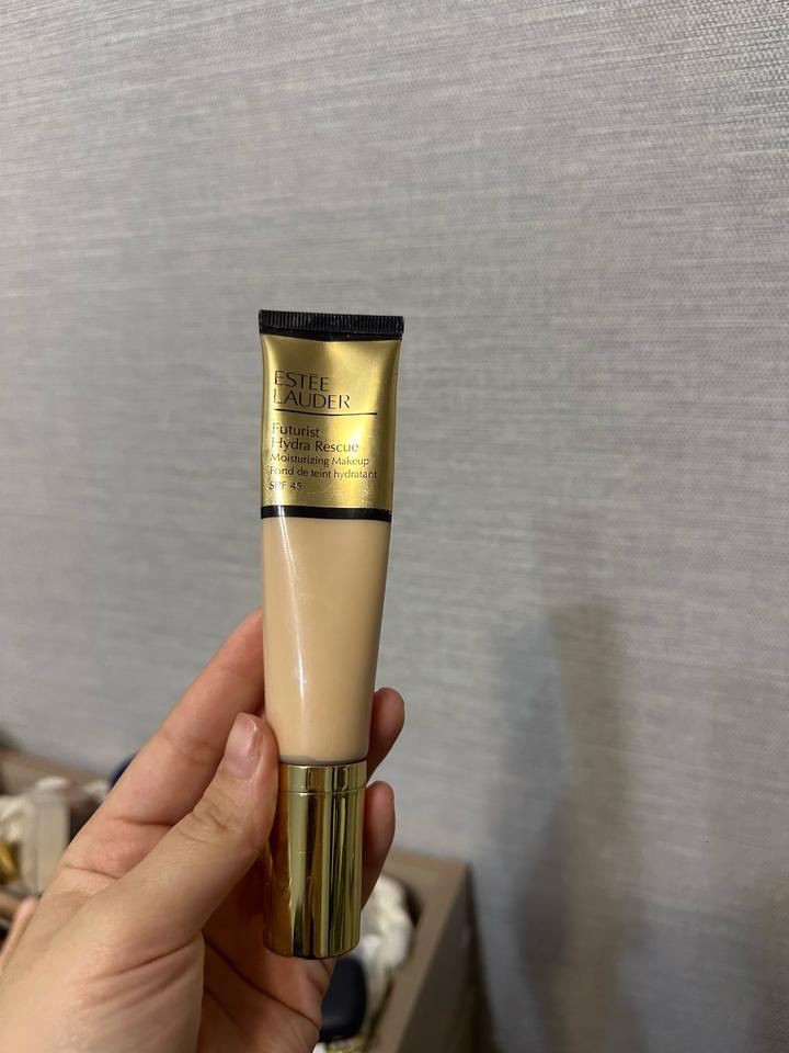 Estée Lauder Тональный крем Estee Lauder Futurist Hydra Rescue