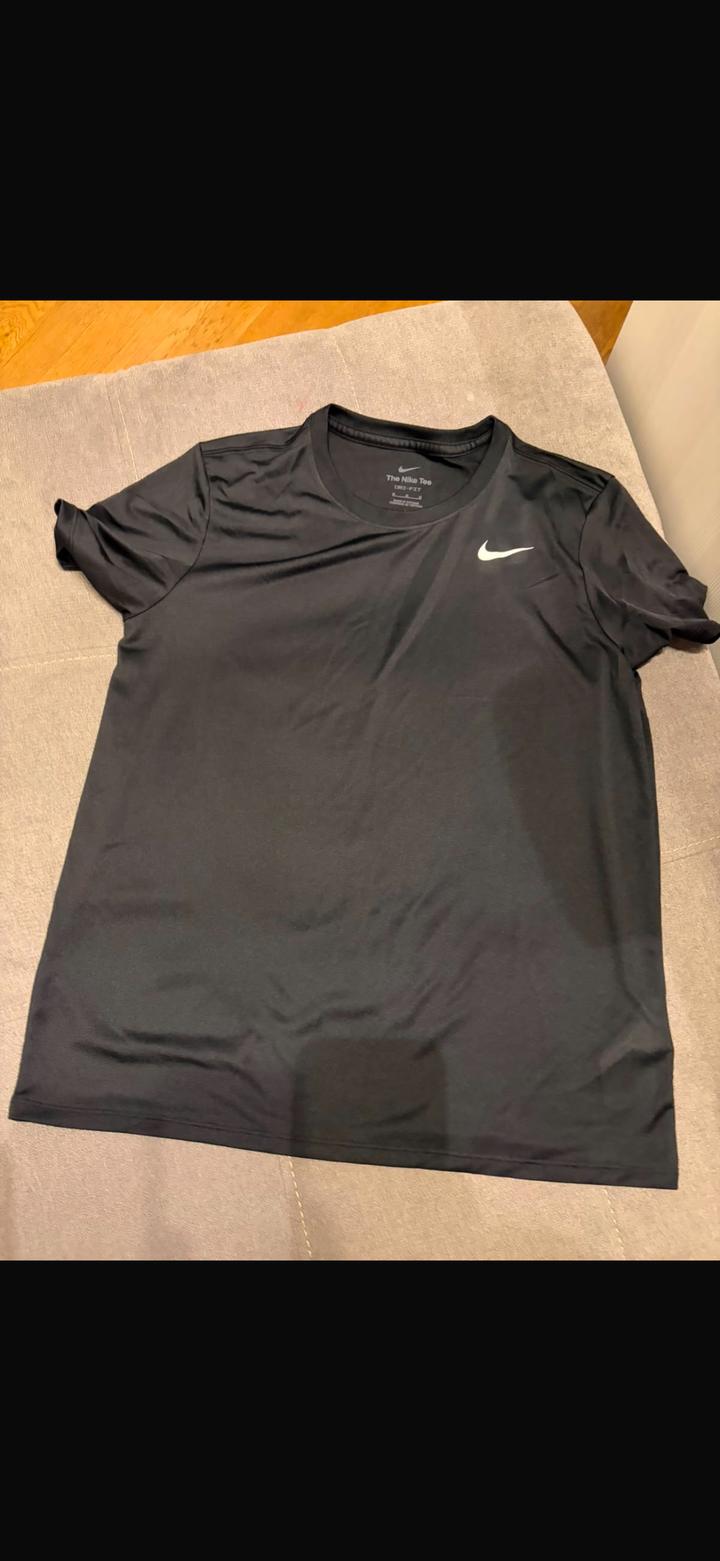 Футболка Nike